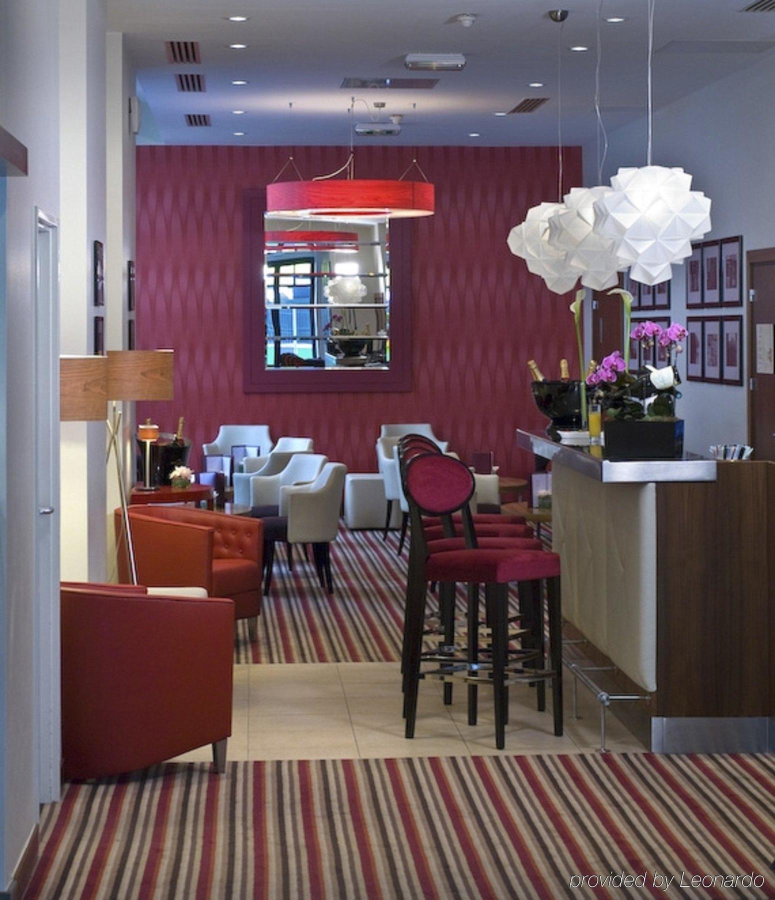 Holiday Inn Paris Gare de l'Est, an IHG Hotel Restaurante foto